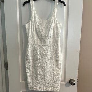 Elegant White Fitted Patterned Worthington Sleeveless Dress